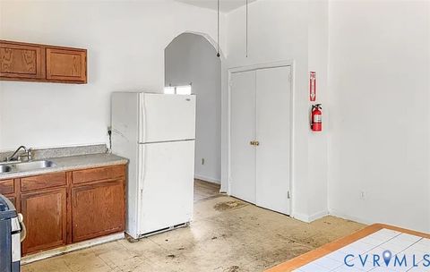 Tiny photo for 859 Lexington Street, Norfolk, VA 23504 (MLS # 2607016)
