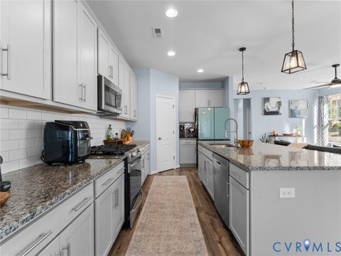Tiny photo for 5726 Gossamer Place, Moseley, VA 23120 (MLS # 2628687)