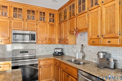 Tiny photo for 300 Lighthouse Pointe, North Prince George, VA 23860 (MLS # 2533538)