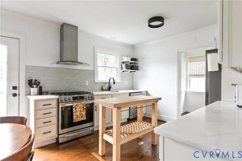 Tiny photo for 4610 Hanover Avenue, Richmond, VA 23226 (MLS # 2617113)