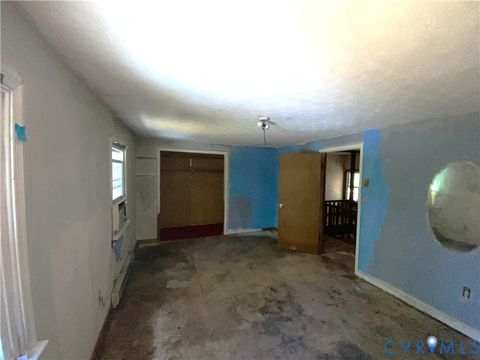 Tiny photo for 460 Thompson Avenue, West Point, VA 23181 (MLS # 2613671)