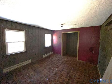 Tiny photo for 460 Thompson Avenue, West Point, VA 23181 (MLS # 2613671)