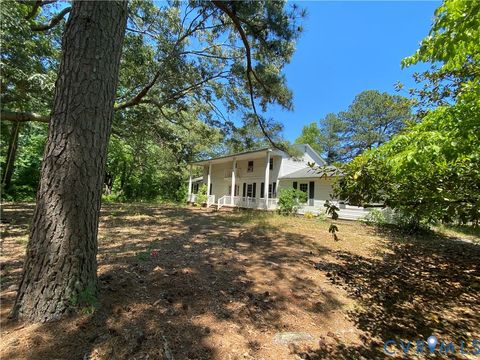 Photo of 460 Thompson Avenue, West Point, VA 23181 (MLS # 2613671)