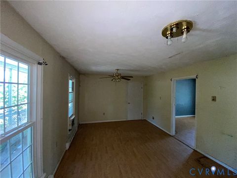 Tiny photo for 460 Thompson Avenue, West Point, VA 23181 (MLS # 2613671)