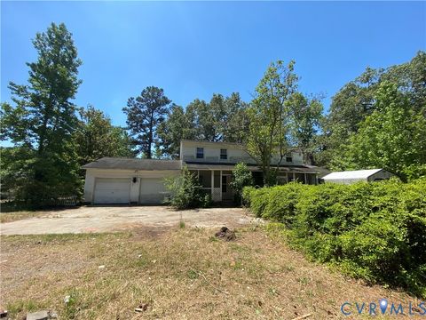 Tiny photo for 460 Thompson Avenue, West Point, VA 23181 (MLS # 2613671)