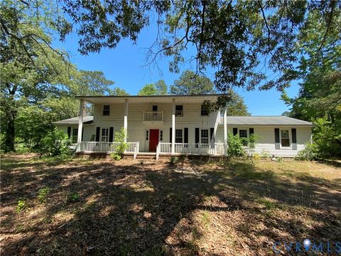 Tiny photo for 460 Thompson Avenue, West Point, VA 23181 (MLS # 2613671)