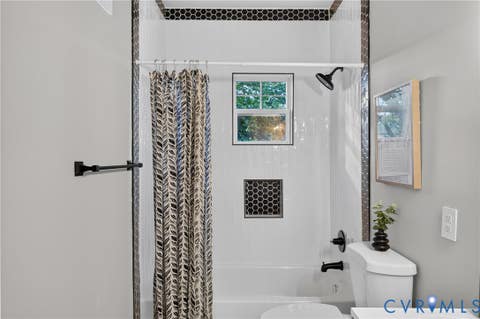 Tiny photo for 526 N 33rd Street, Richmond, VA 23223 (MLS # 2620546)