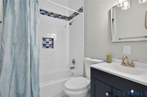 Tiny photo for 526 N 33rd Street, Richmond, VA 23223 (MLS # 2620546)