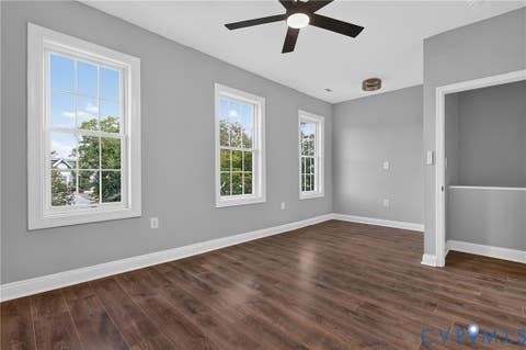 Tiny photo for 526 N 33rd Street, Richmond, VA 23223 (MLS # 2620546)