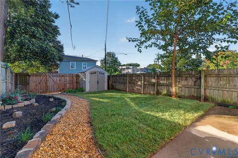 Tiny photo for 526 N 33rd Street, Richmond, VA 23223 (MLS # 2620546)