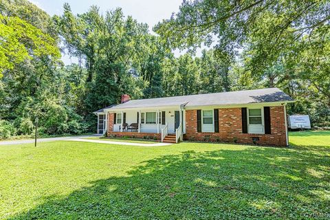 Photo of 202 Bruce Road, Tappahannock, VA 22560 (MLS # 2317820)
