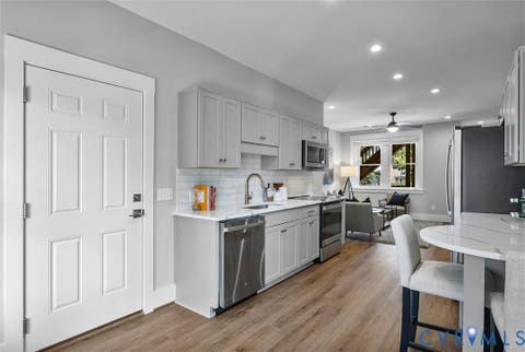 Tiny photo for 2902 Idlewood AVE #3, Richmond, VA 23221 (MLS # 2621648)