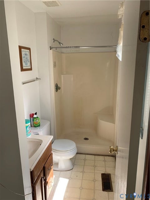 Tiny photo for 3451 Kingsland Road, Ampthill, VA 23237 (MLS # 2628861)