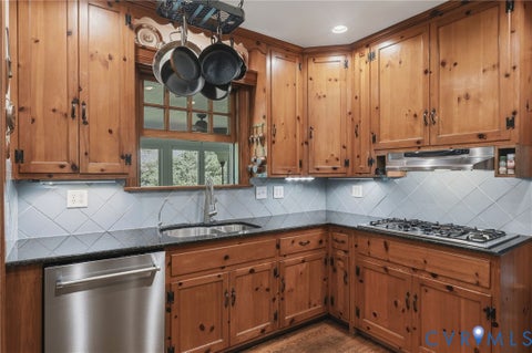 Tiny photo for 3832 Kenmore Road, Richmond, VA 23225 (MLS # 2626406)
