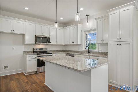 Tiny photo for 2104 Cartersville Road, Cartersville, VA 23027 (MLS # 2608602)