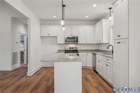 Tiny photo for 2104 Cartersville Road, Cartersville, VA 23027 (MLS # 2608602)