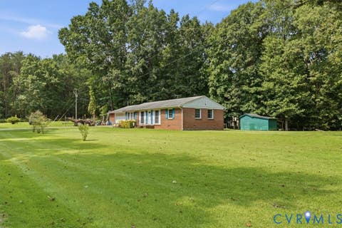Photo of 27 Garland Town Road, Mineral, VA 23117 (MLS # 2622168)