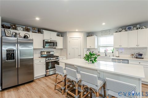 Tiny photo for 7627 E Danube Loop, New Kent, VA 23124 (MLS # 2618542)