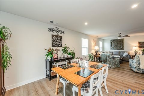 Tiny photo for 7627 E Danube Loop, New Kent, VA 23124 (MLS # 2618542)