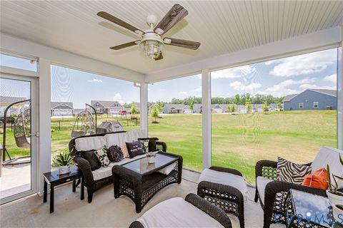 Tiny photo for 7627 E Danube Loop, New Kent, VA 23124 (MLS # 2618542)