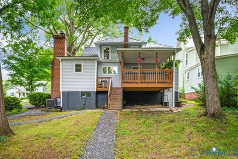 Tiny photo for 308 Second Avenue, Farmville, VA 23901 (MLS # 2618534)