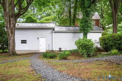 Tiny photo for 308 Second Avenue, Farmville, VA 23901 (MLS # 2618534)