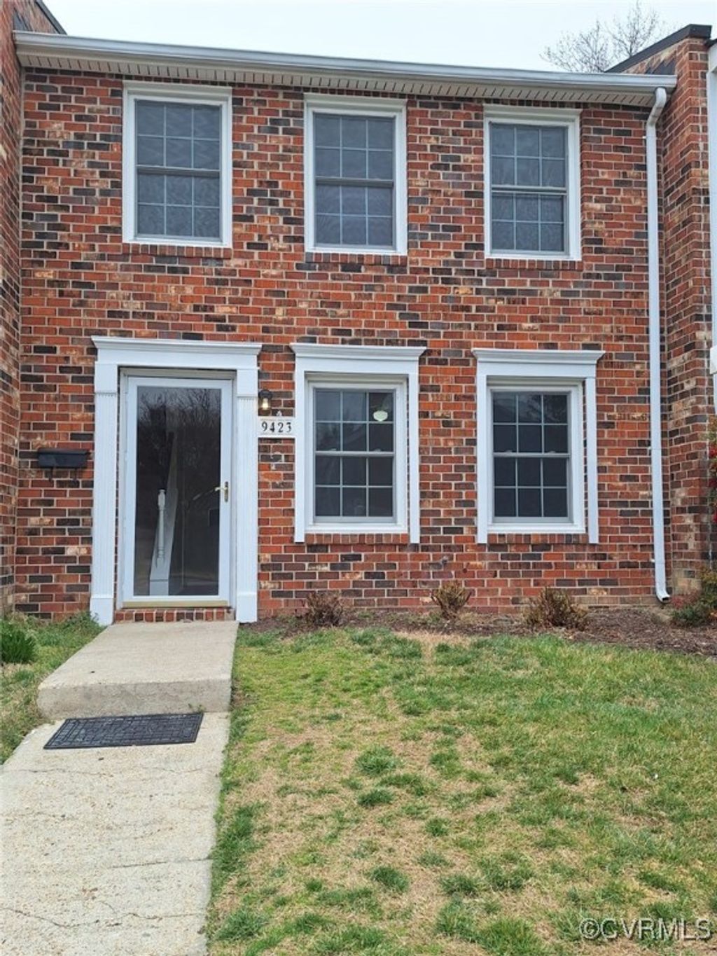 listing image 0