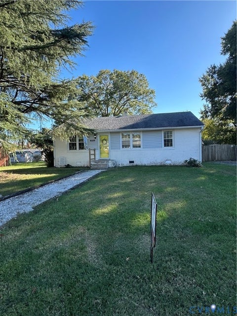 Photo of 4905 Embassy Drive, Richmond, VA 23230 (MLS # 2629293)