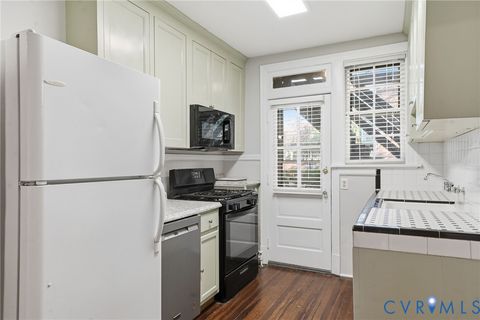 Tiny photo for 3104 Hanover Avenue, Richmond, VA 23221 (MLS # 2530237)