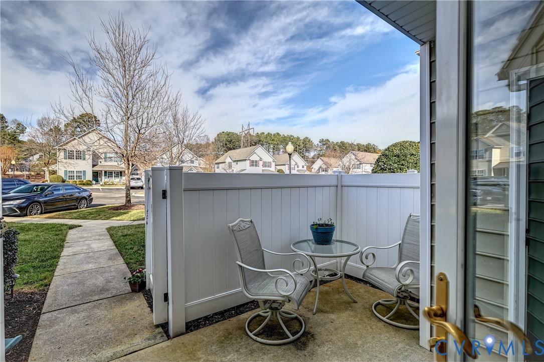 4688 Twin Hickory Lake Drive