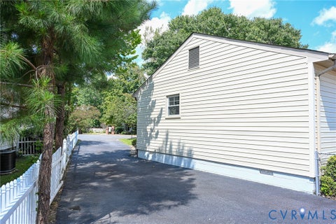 Tiny photo for 6003 Belrun Place, Richmond, VA 23234 (MLS # 2624385)