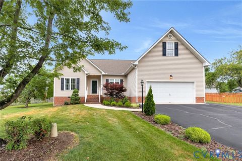 Photo of 7613 Old Track Lane, Mechanicsville, VA 23111 (MLS # 2617299)