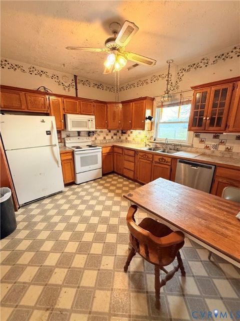 Tiny photo for 20525 Point Eastern Drive, Ruther Glen, VA 22546 (MLS # 2532901)