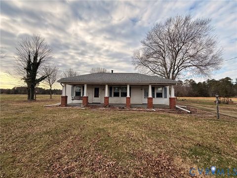 Photo of 20525 Point Eastern Drive, Ruther Glen, VA 22546 (MLS # 2532901)