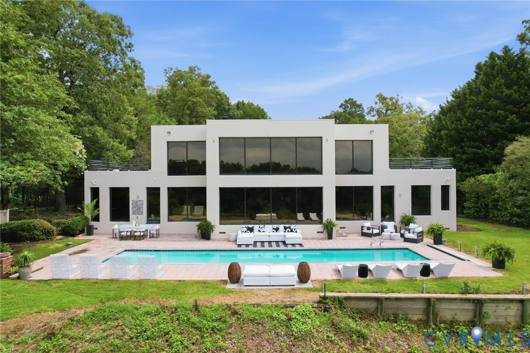1400 Aqua Vista Lane