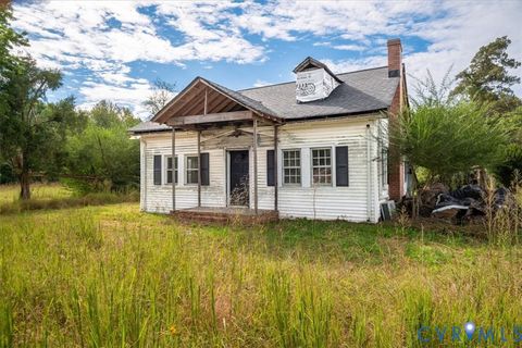 Tiny photo for 18353 Mountain Road, Montpelier, VA 23192 (MLS # 2526497)