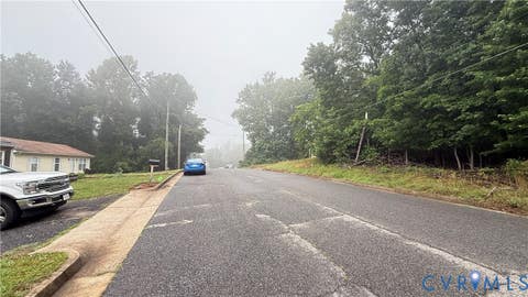 Tiny photo for 1135 1/2 BANNER Street, Martinsville, VA 24112 (MLS # 2616526)