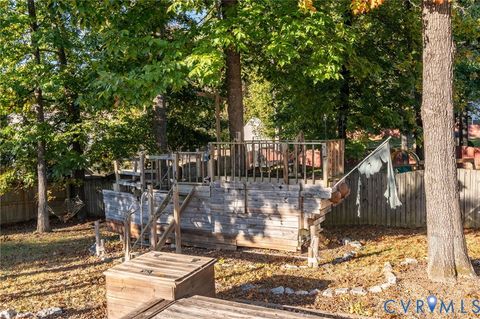 Tiny photo for 300 Confederate Run Court, Henrico, VA 23075 (MLS # 2605234)