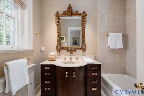 Tiny photo for 3114 Monument Avenue, Richmond, VA 23221 (MLS # 2621714)