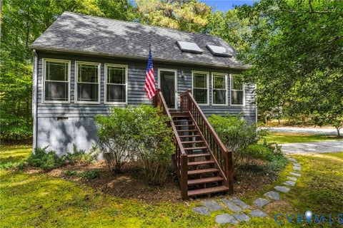 Photo of 12620 Thoreau Drive, Chesterfield, VA 23832 (MLS # 2626527)