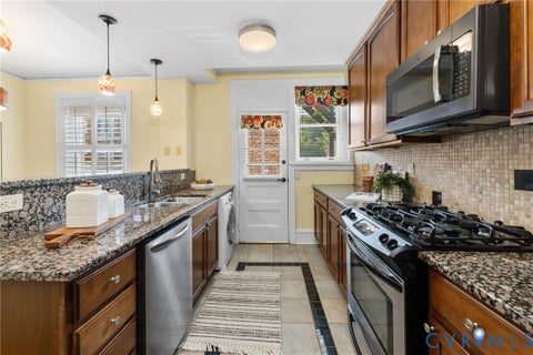 Tiny photo for 3410 Monument Avenue #U102, Richmond, VA 23221 (MLS # 2621680)