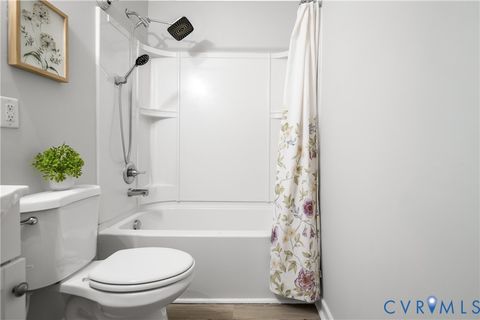 Tiny photo for 307 Roanoke Ave, Colonial Heights, VA 23834 (MLS # 2611443)