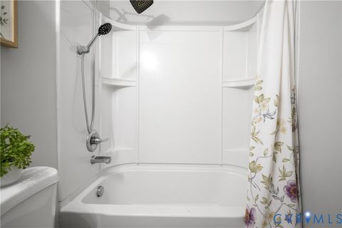 Tiny photo for 307 Roanoke Ave, Colonial Heights, VA 23834 (MLS # 2611443)