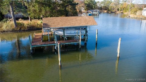 A home in Hudgins