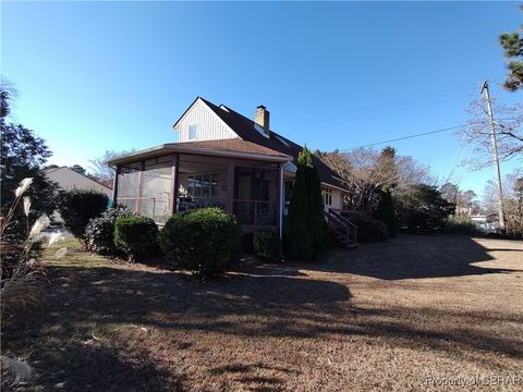 A home in Hudgins