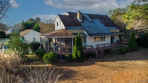 A home in Hudgins