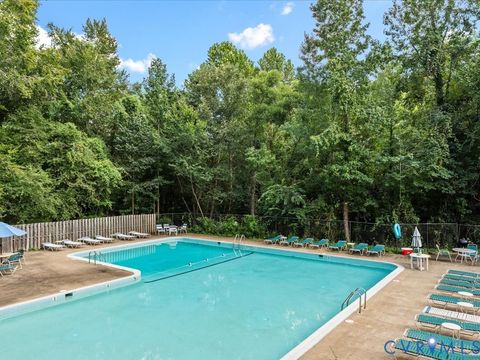 Tiny photo for 9911 Groundhog Drive, North Chesterfield, VA 23235 (MLS # 2527390)