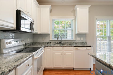 Tiny photo for 9607 Hill Trace Court, Glen Allen, VA 23060 (MLS # 2628625)