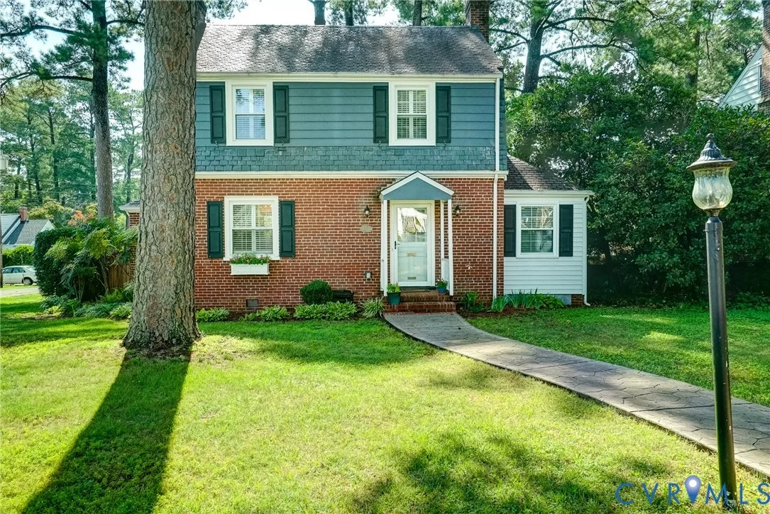 917 Pine Ridge Road