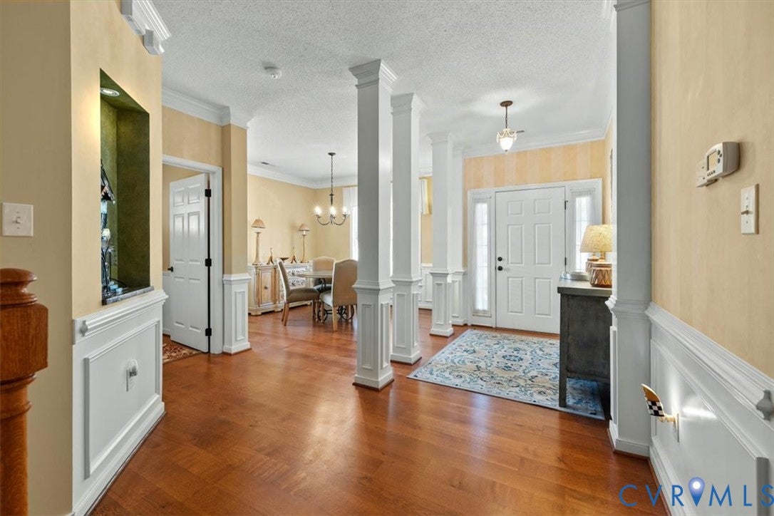 5418 Ridgedale Drive